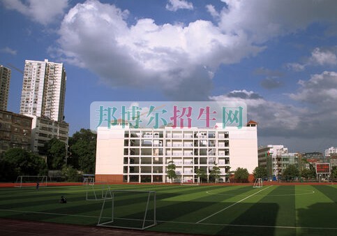 右江民族醫(yī)學院