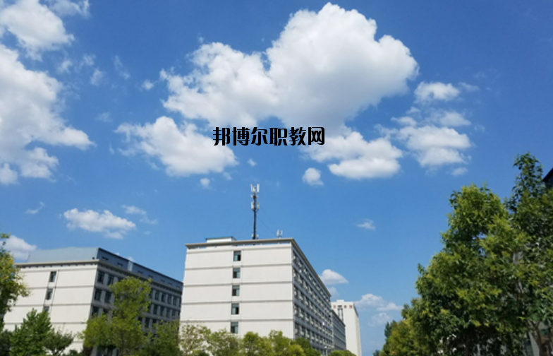 西安現(xiàn)代電子職業(yè)學校2020年招生辦聯(lián)系電話