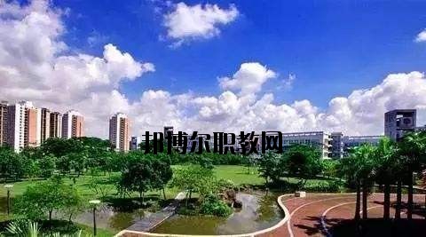 安陸深藍(lán)電子工業(yè)技術(shù)學(xué)校2020年報(bào)名條件、招生要求、招生對(duì)象