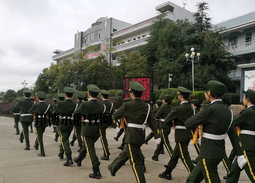 浮梁高級職業(yè)學校2020年招生辦聯系電話