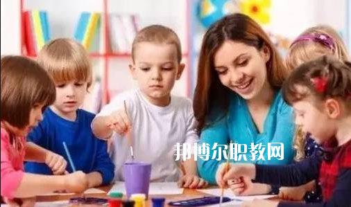 湖北2020年幼師學(xué)校較好的大專學(xué)校