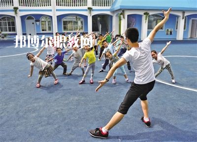 江蘇2021年男生可以讀幼師學(xué)校嗎