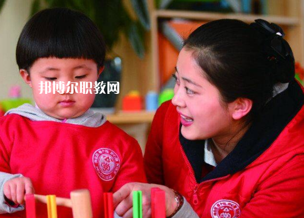 云南2021年讀幼師學(xué)校讀什么專業(yè)好